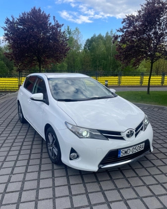Toyota Auris cena 43900 przebieg: 138400, rok produkcji 2014 z Polkowice małe 466